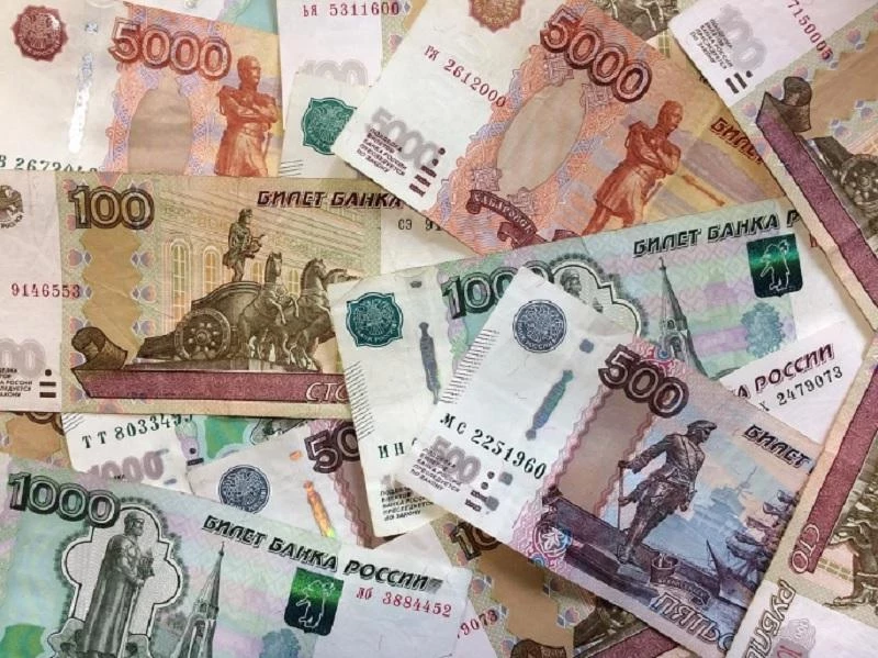 В ЦБ заявили, что события 23-25 июня привели к ослаблению курса рубля 10,4%