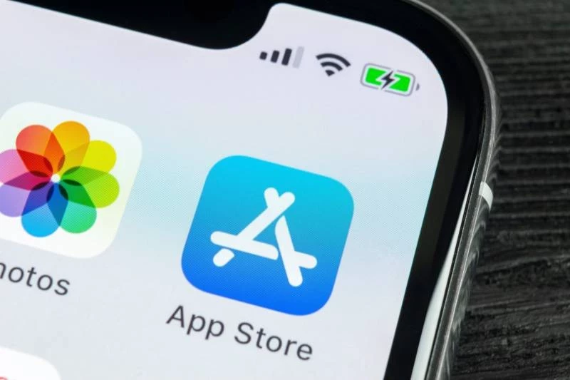 Как скачивать на Айфон приложения, которых нет в App Store