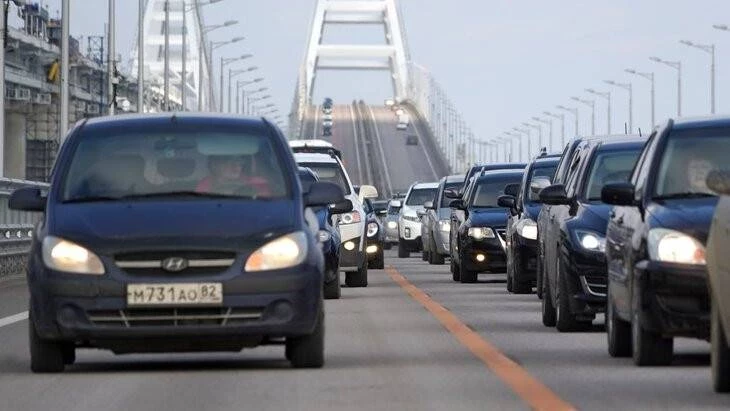 Почему на Крымском мосту пробки, какая ситуация на 2 июля