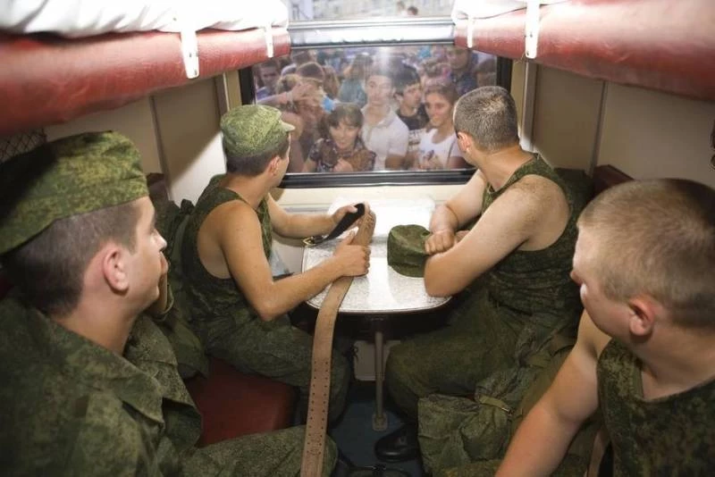 Капкан для призывника и мобилизованного: все ограничения для россиян за неявку в военкомат по повестке
