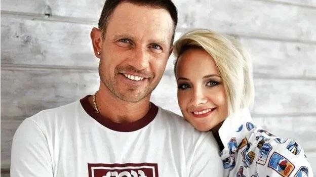 Жена Костомарова изменилась до неузнаваемости: что произошло со второй половинкой олимпийца, который стал инвалидом