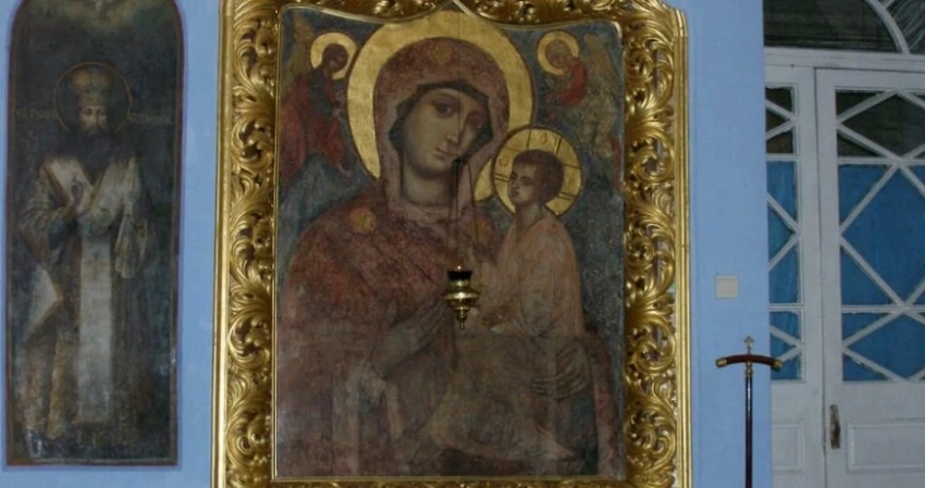 Праздник Тихвинской иконы Божией Матери 9 июля, о чем просят, молитвы