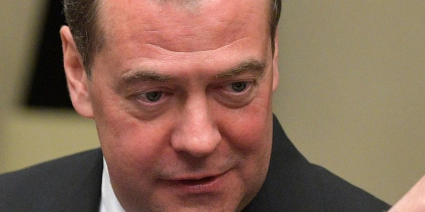 «Медведев пригрозил ударом по по трем АЭС Украины и ядерным объектам в Европе, в ответ на НАТОвские ракеты!»: Карта боевых действий 10 июля 2023 на Украине — последние новости фронта Донбасса сегодня, обзор событий. Итоги военной спецоперации России сейча