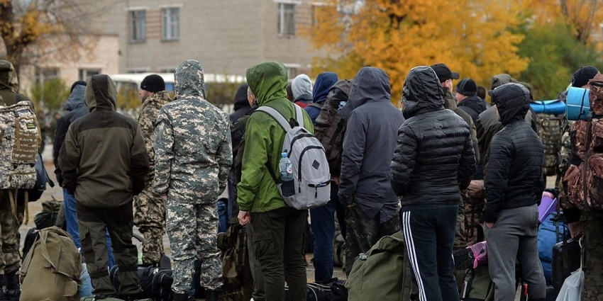 Вторая волна мобилизации, будет или нет: ответ Кремля. Стало известно, могут ли объявить всеобщую мобилизацию из СВО на Украине 15.07.23