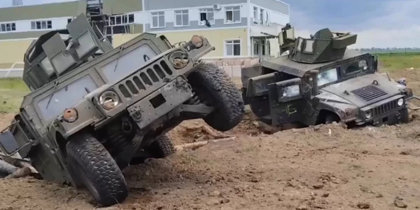 «Россия готовит мощное наступление на Украине, в Белоруссии рассказали, чем займут бойцов ЧВК «Вагнер»!»: Три последних карты боевых действий на Украине на 12 июля 2023: последние новости сегодня, ситуация в ДНР, Бахмуте и ЛНР, обзор военных действий сейч