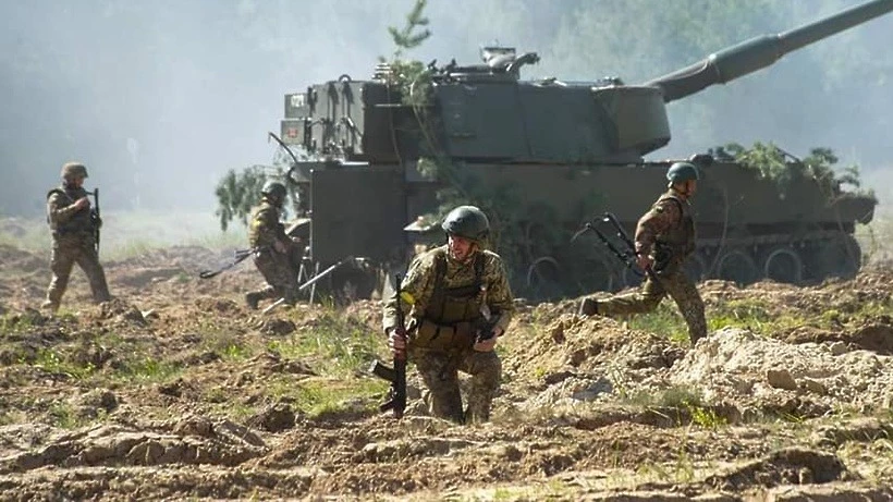 Крысы бегут с корабля: шесть военнослужащих ВС РФ обратили в бегство 30 боевиков Зеленского