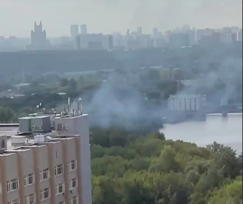 Почему закрыли вылеты и прилёты во Внуково, где были слышны взрывы в российской столице