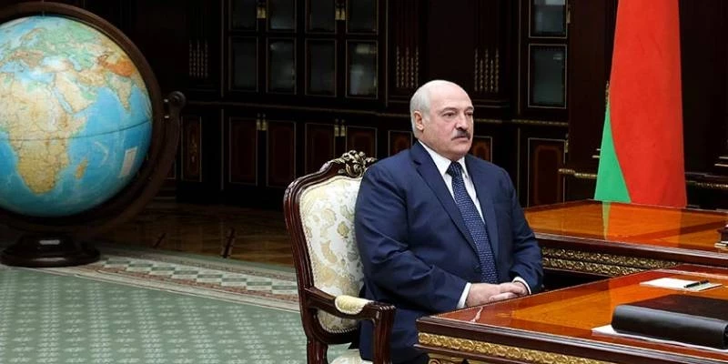 Почему Лукашенко больше беспокоит суверенитет Украины, чем Зеленского: мнение специалистов