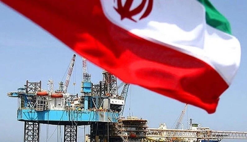 Рост заинтересованности США в иранской нефти назвали симптомом выхода страны из изоляции