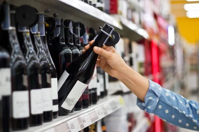 Где запретят продажу алкоголя 1 и 11 сентября, почему