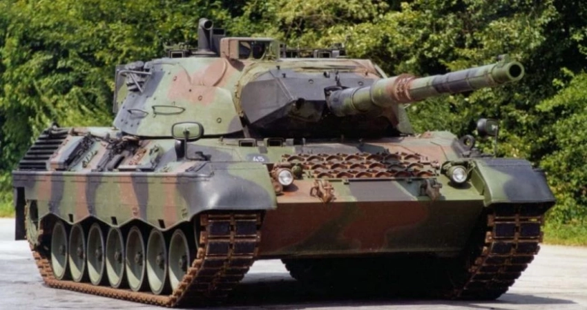 Неизвестная страна выкупила для отправки на Украину 50 танков Leopard-1, которые сняли с вооружения бельгийской армии