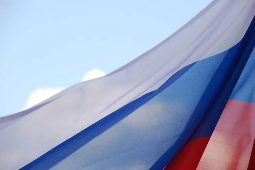 Президент Владимир Путин поздравил россиян с Днем флага