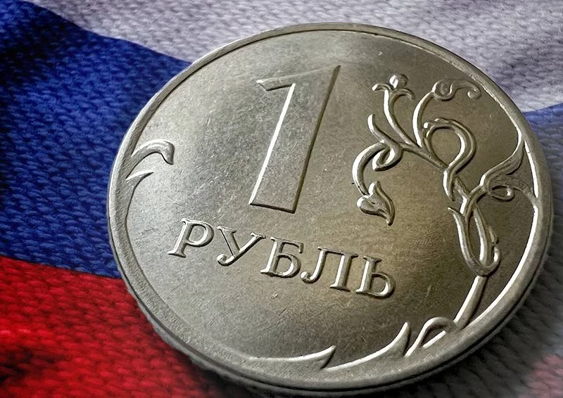 С 1 октября курс рубля войдёт в новый диапазон: сколько будет стоить доллар США и чего ждут отечественные экономисты от рынка