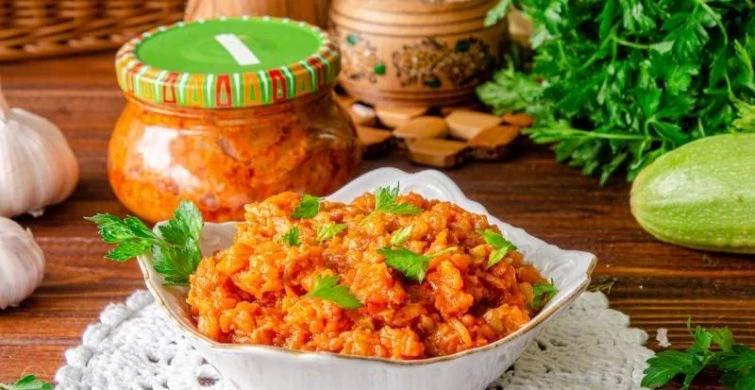 Овощная икра с майонезом, рецепты салатов из кабачков, баклажанов и грибов на зиму