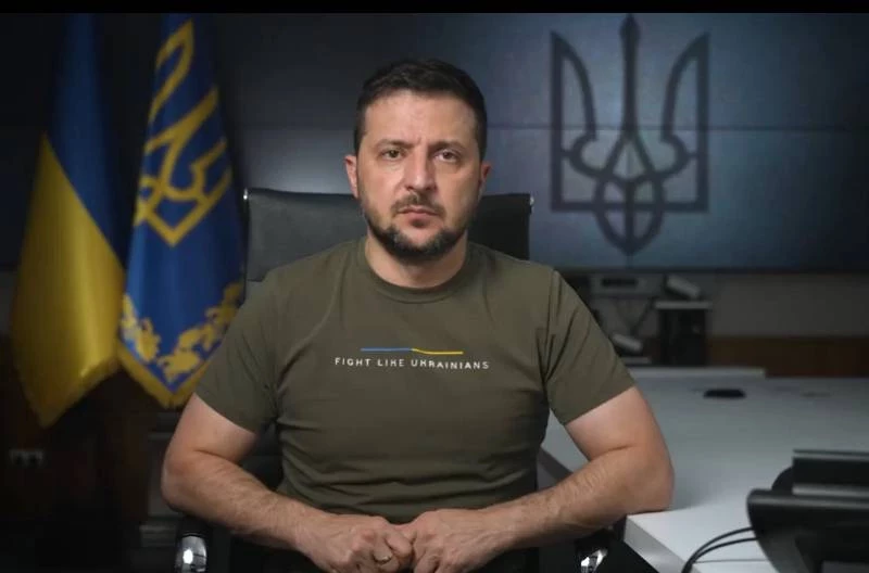 Бывший аналитик ЦРУ Джонсон призвал Зеленского нанять охрану из-за угрозы США