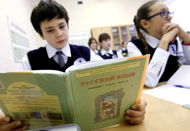 Эстония запретит «особым» детям учебу на родном языке
