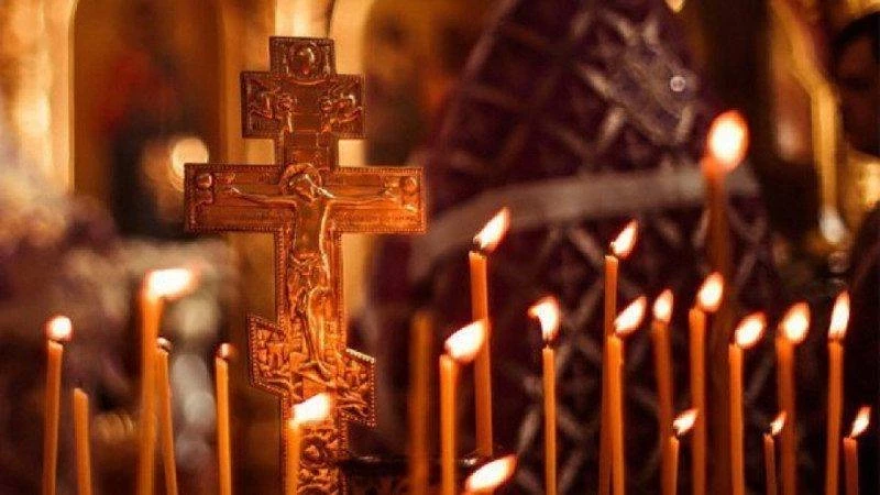 Покровская родительская суббота, когда, нужно ли идти в церковь, на кладбище: в 2023 году Покровская родительская суббота выпадает на 7 октября, в храмах служат поминальную панихиду, верующие посещают кладбища