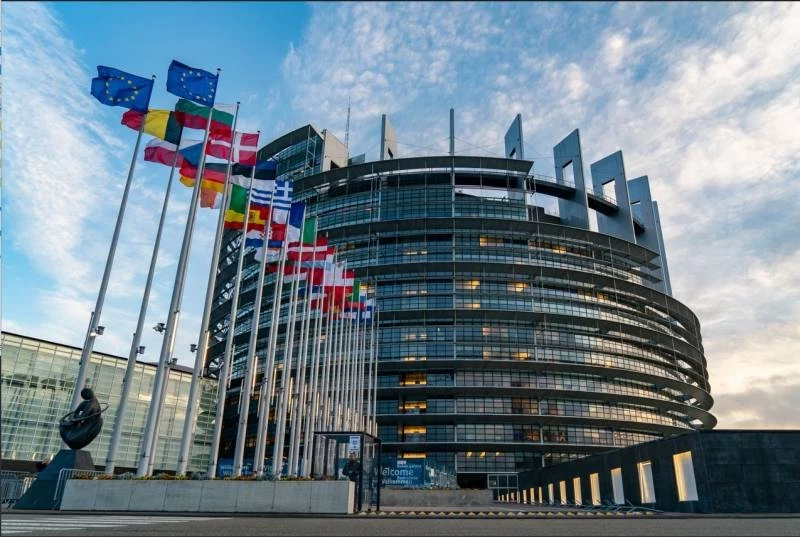 Европейский парламент принял резолюцию с призывом к санкциям против Азербайджана: какие причины к ограничениям назвали в ЕС