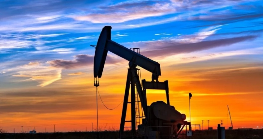 Цены на нефть снизились 10 октября – рынок ждет развития ситуации на Ближнем Востоке