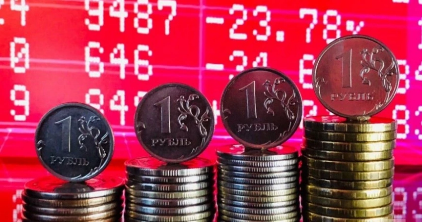 Курс валют на 13 октября 2023 года и как на него виляет указ о продаже валютной выручки