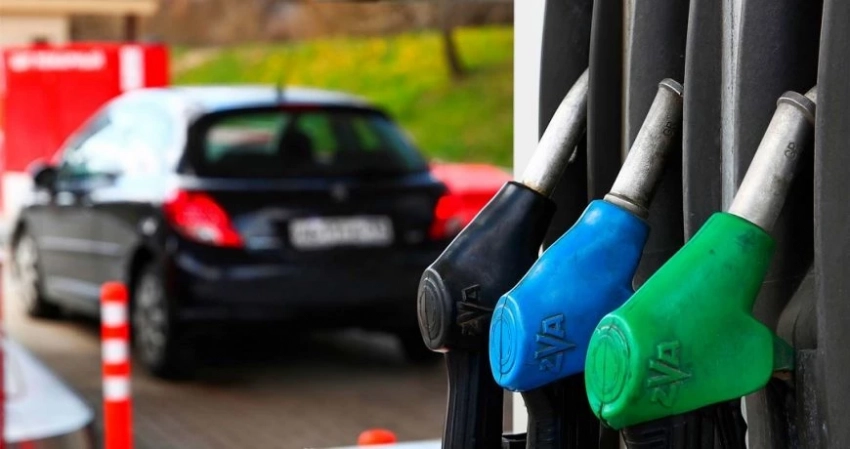 Правительство возвращает полный нефтяной демпфер с 1 октября 2023 года