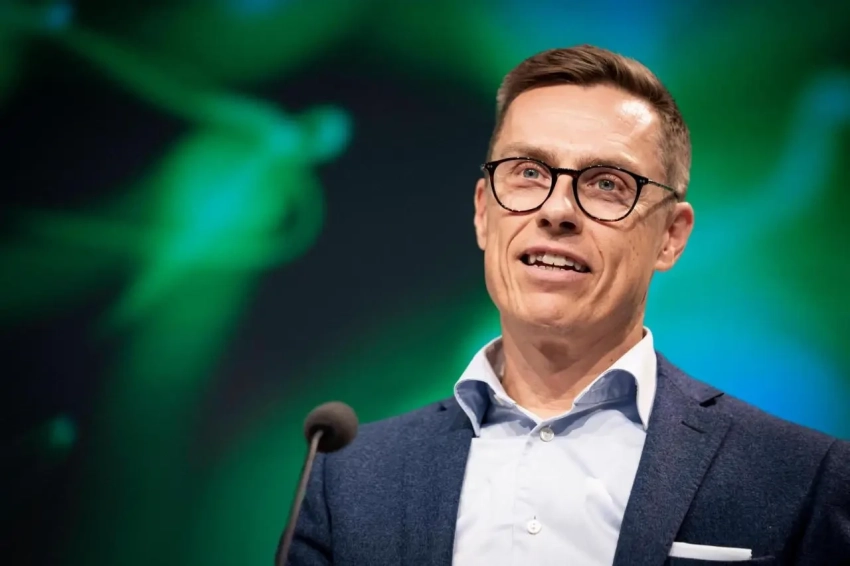 Президент Финляндии: ближайшие дни станут решающими для мира на Украине