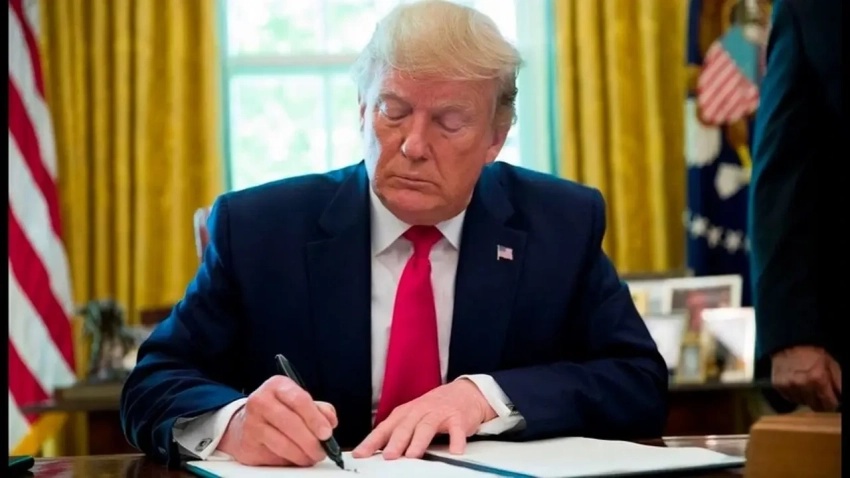 США выходят из более 60 международных организаций, в том числе из структур ООН