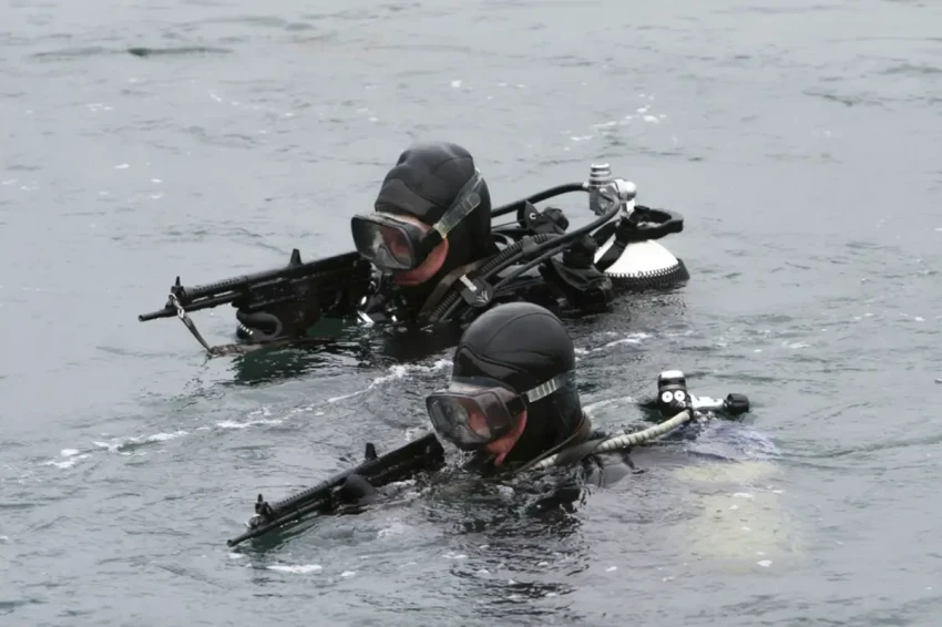 В ВМФ появятся мобильные подразделения боевых пловцов