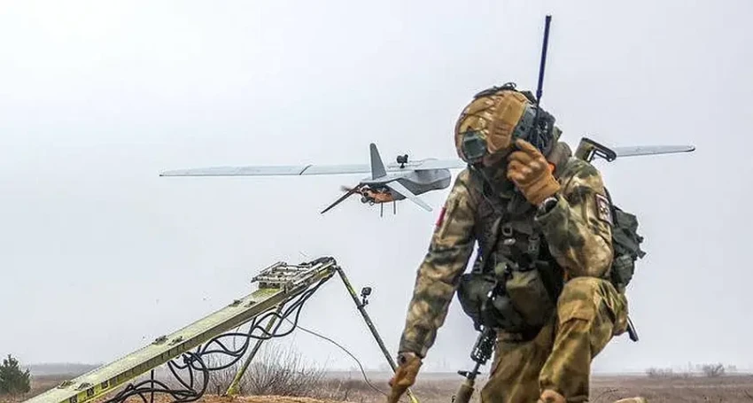 Несмотря на отключение Starlink: дроны ВС РФ атакуют трассу Павлоград – Покровск