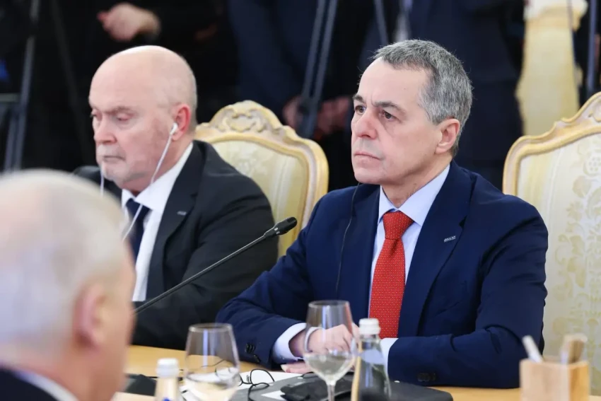 Европейские чиновники возложили цветы к Могиле Неизвестного Солдата в Москве