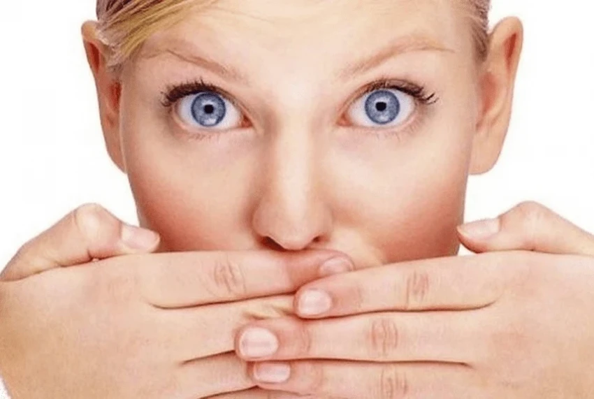 Если икаешь: к чему готовит эта примета по дням недели и времени суток