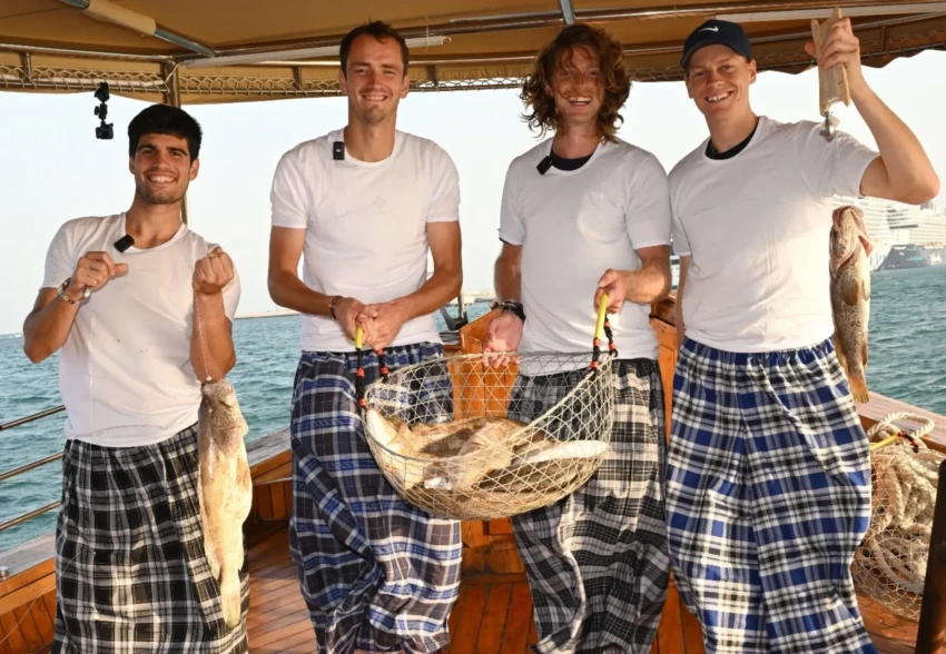 Андрей Рублёв, Даниил Медведев, Янник Синнер и Карлос Алькарас порыбачили вместе перед турниром в Дохе