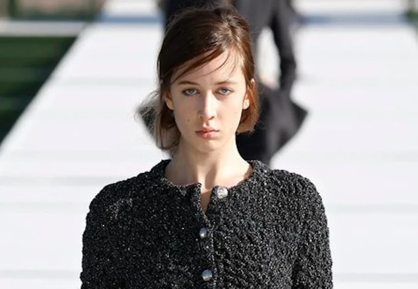 Неделя моды в Париже: 17-летняя дочь Николь Кидман вышла на подиум на показе Dior