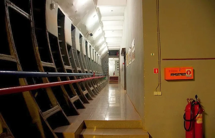 Сладков: в РФ стратегические объекты должны быть подземными, как в Иране