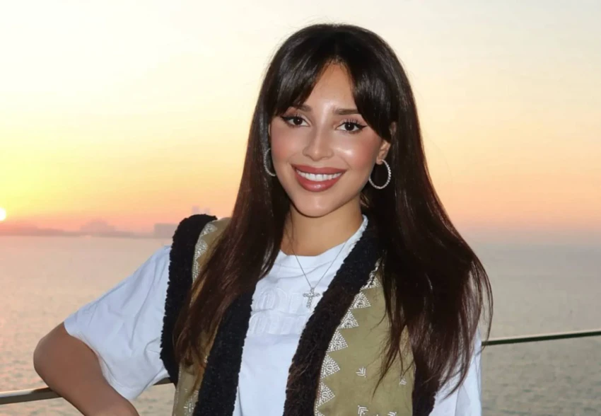 Диана Манасир отдыхает одна в Париже на фоне слухов о расставании с бойфрендом