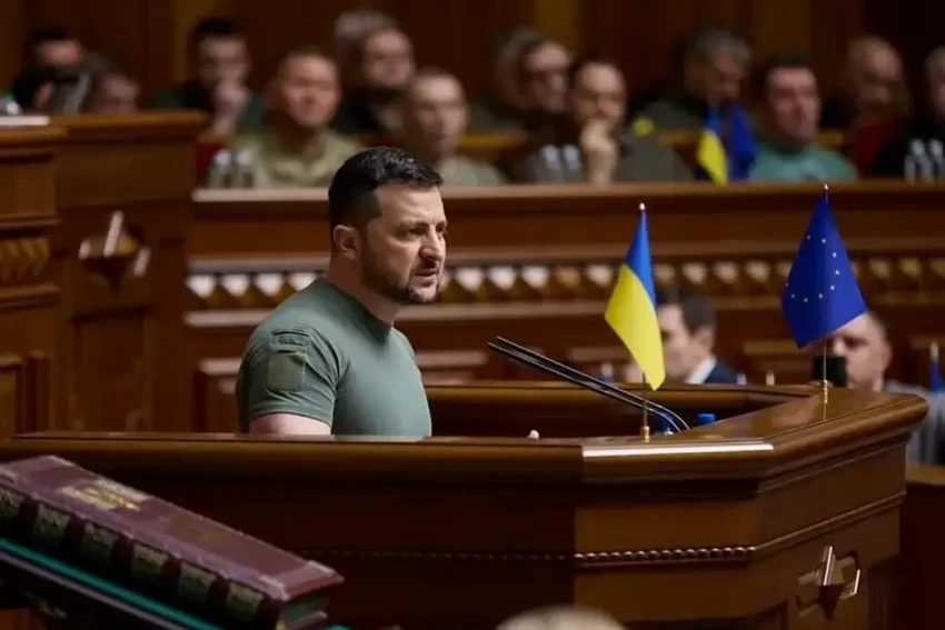 Зеленский грозит отправить нардепов Верховной Рады на фронт