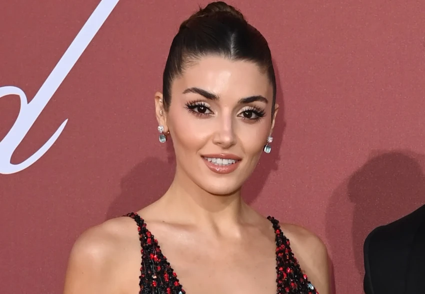 Звезду сериала "Постучись в мою дверь" Ханде Эрчел задержала полиция по делу о наркотиках